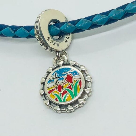 ✨✨Pandora Custom De Zwaan Windmill and Tulip Field Charm - Picture 3 of 3